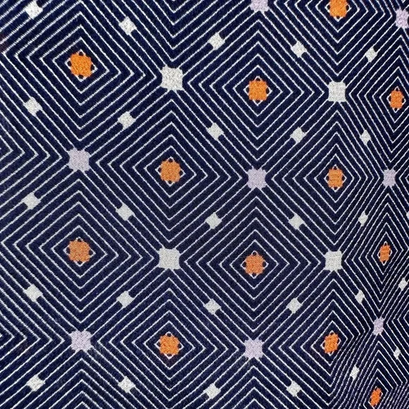 Joie Ryanna 100% Silk Blouse – Navy / Multi Geometric – Size M - Picture 4 of 9